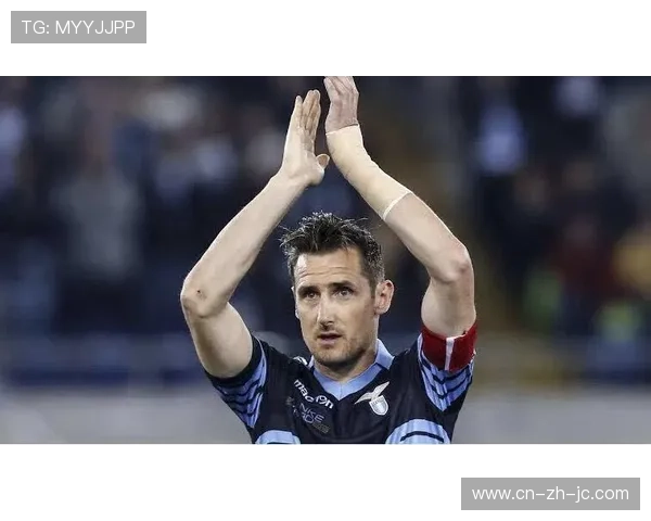 德国足球名宿评球活动启动，克洛泽、巴拉克等参与